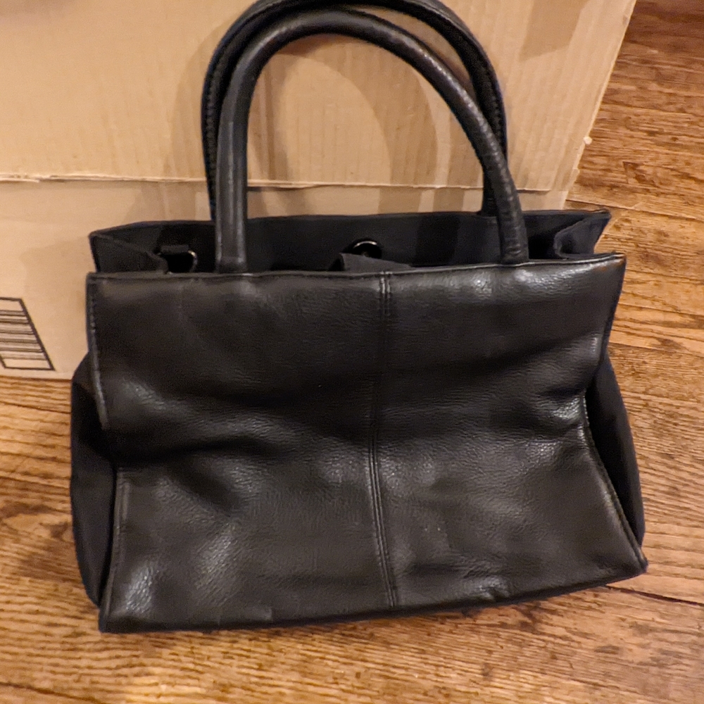 Black Giani Bernini Purse Handbag